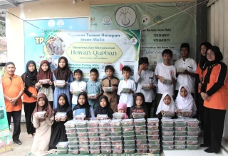 Berkurban dengan Cinta: Kebahagiaan Idul Adha di Yayasan Taman Harapan Insan Mulia